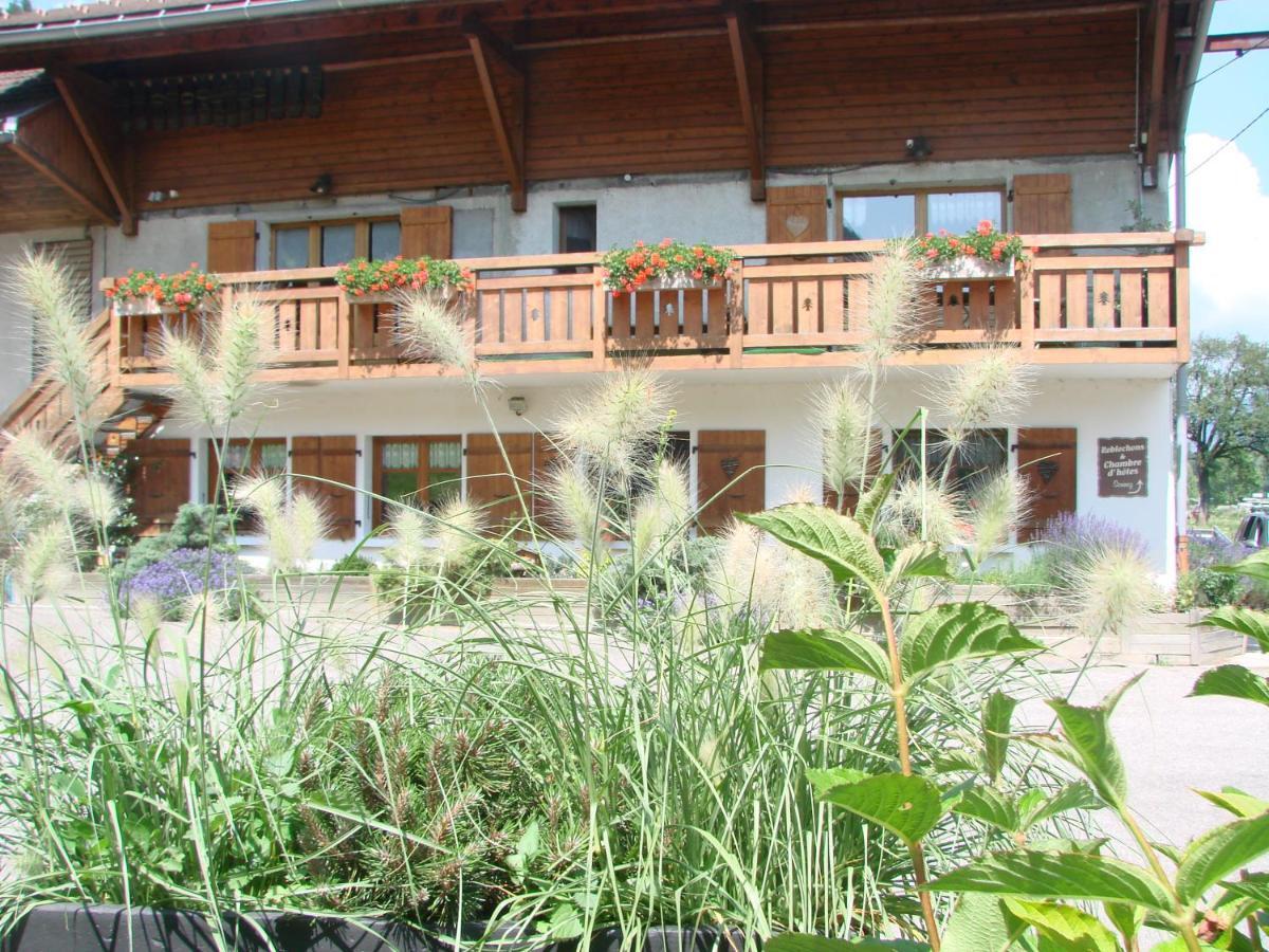 LAPRESKI, bel appartement esprit chalet, très confortable 4 étoiles Thônes Exterior foto